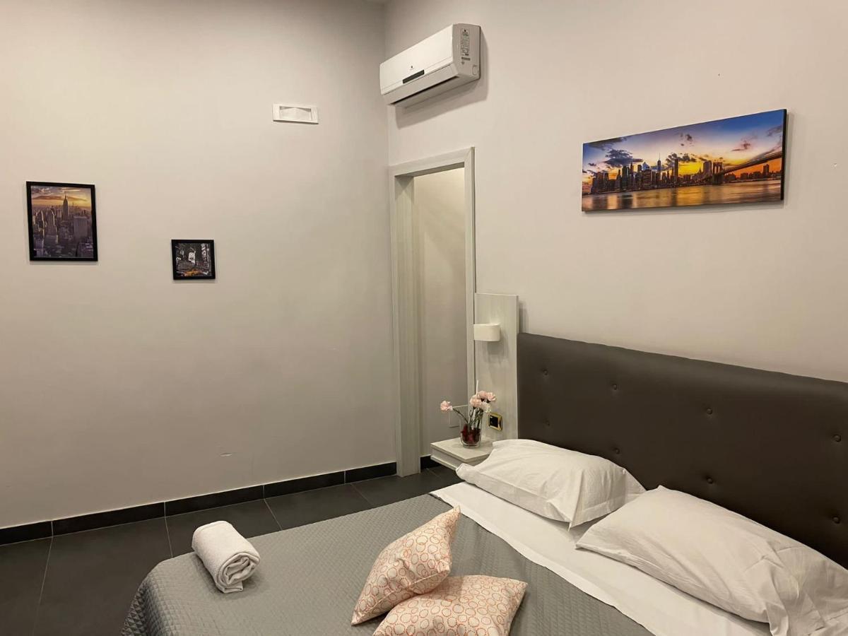 Ania Hotels Napels Buitenkant foto