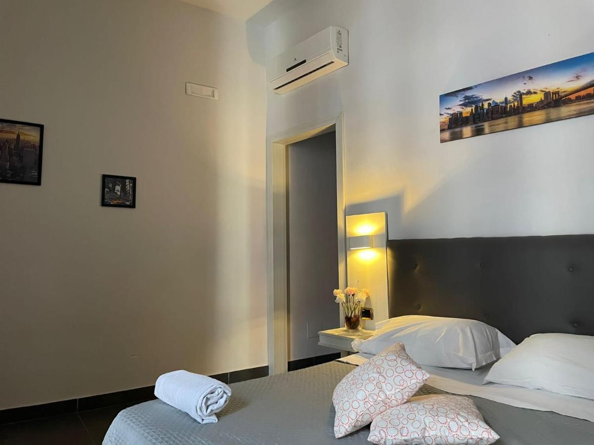 Ania Hotels Napels Buitenkant foto