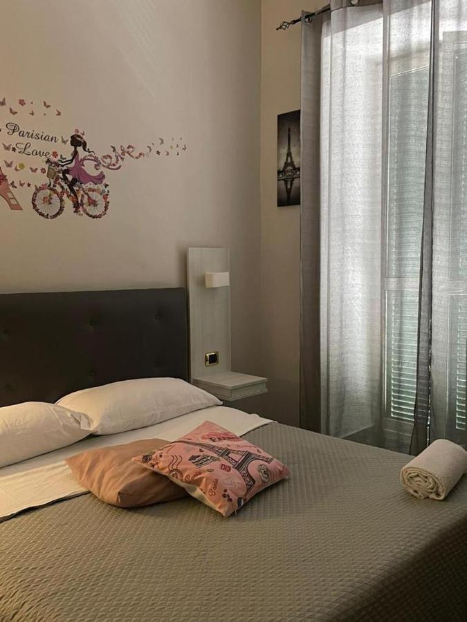 Ania Hotels Napels Buitenkant foto